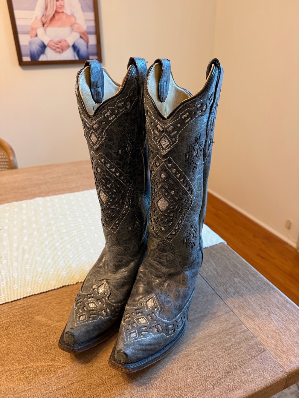 Corral - Embroidered Western Cowboy Boots